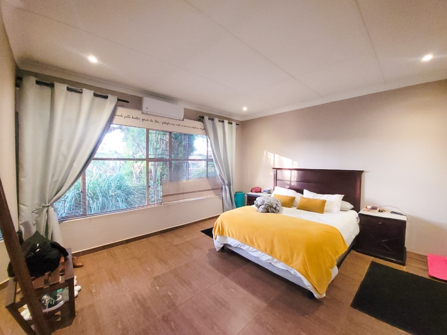 6 Bedroom Property for Sale in Baillie Park North West